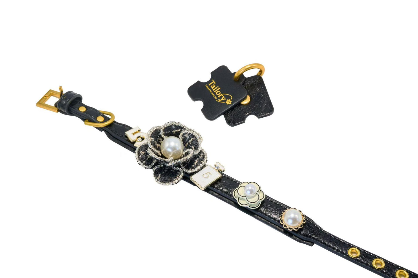 Tailory Luxe Black & Pearl Flower Charm Set